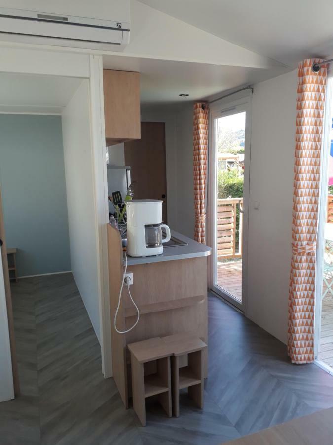 Hotel Mobilhom Herve Condrieu Exterior foto