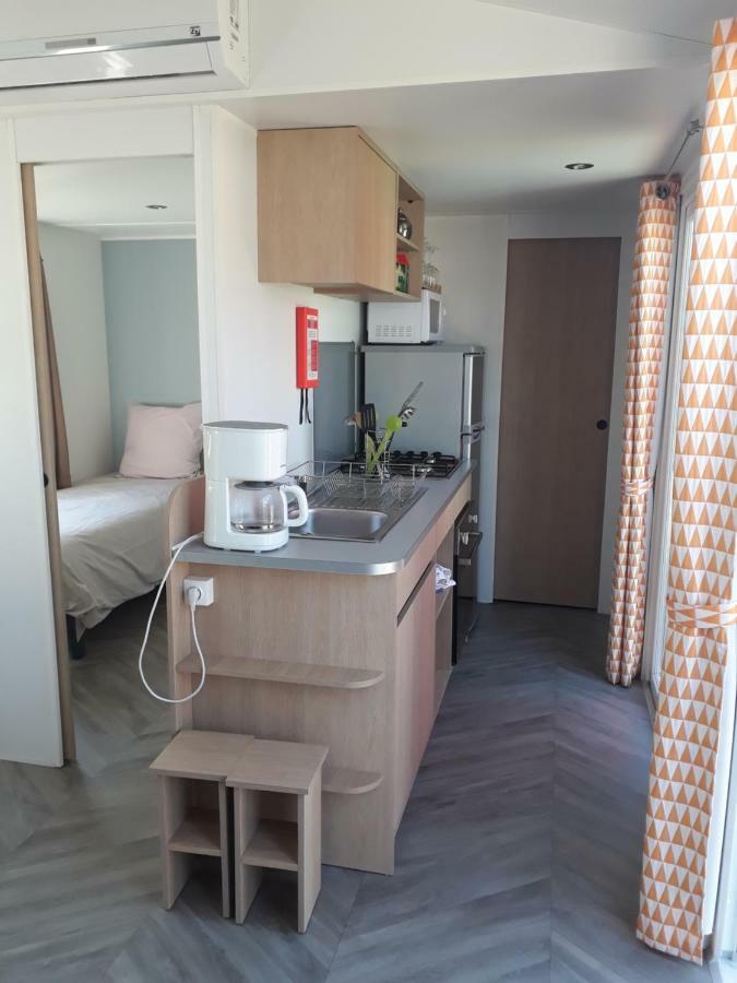 Hotel Mobilhom Herve Condrieu Exterior foto
